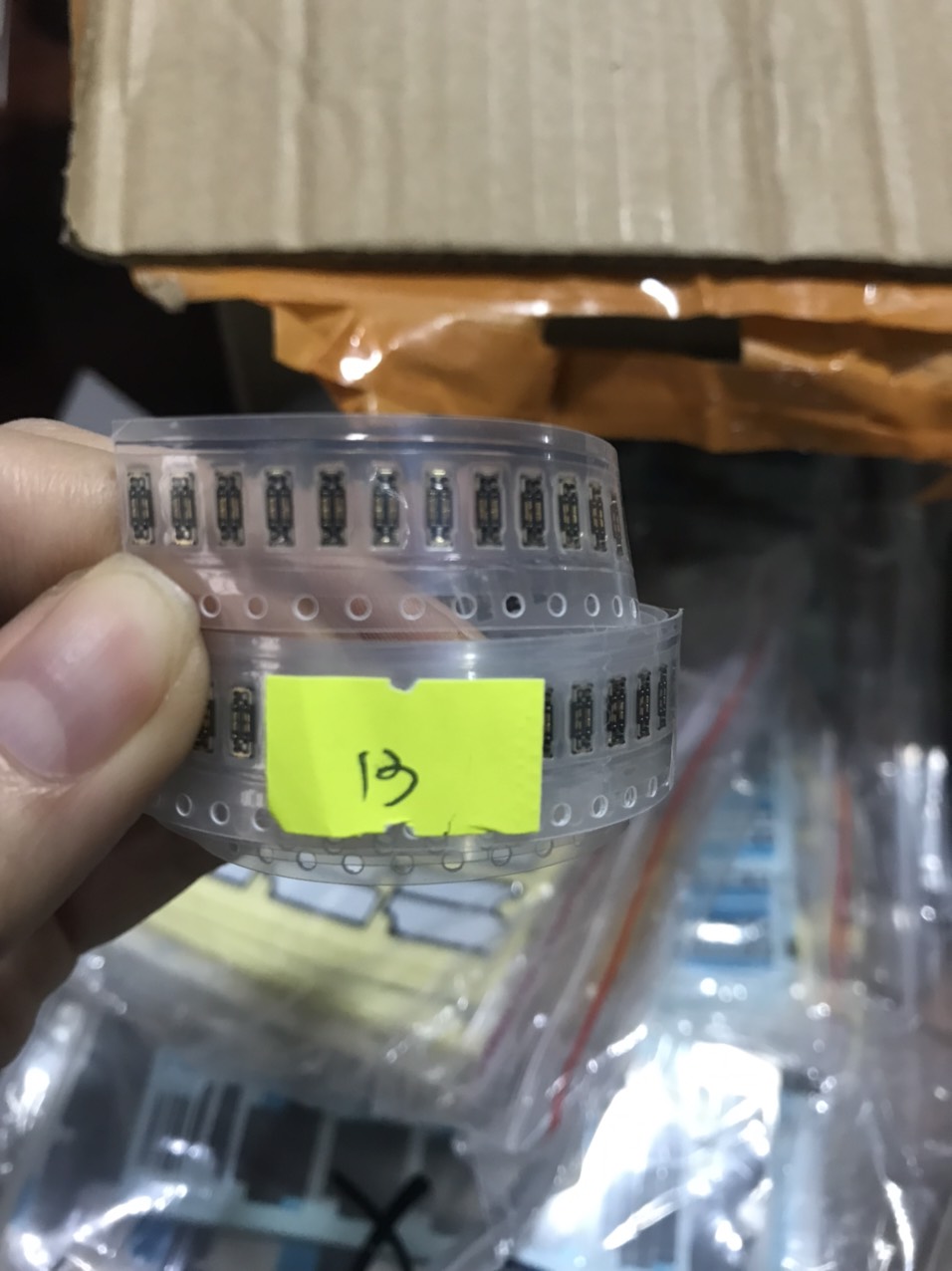SOCKET CHÂN PIN 13 SERIES
