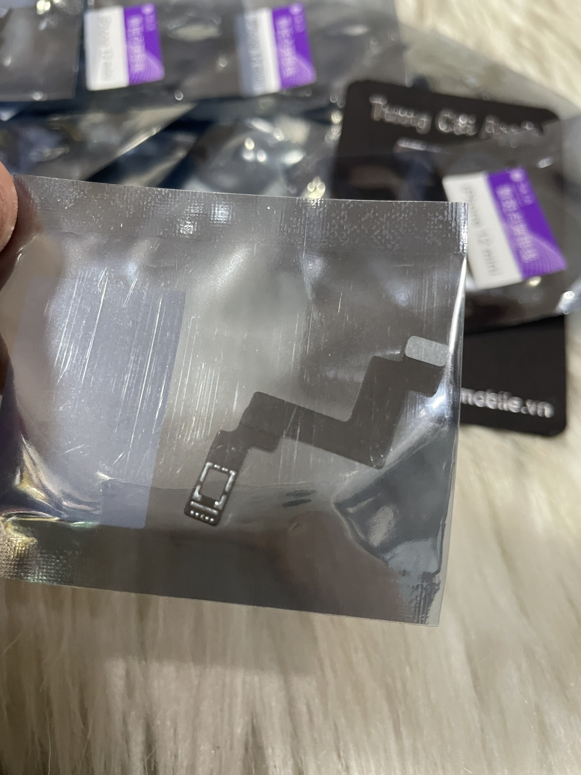 ADÂY LÀM FACE ID 12MINI-LUBAN