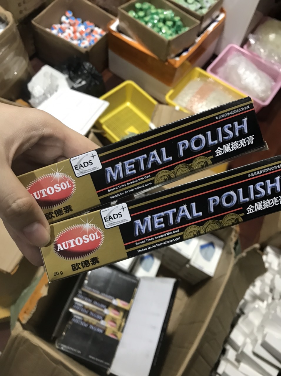 KEM ĐÁNH BÓNG SƯỜNG IPHONE(METAL POLISH 50G)